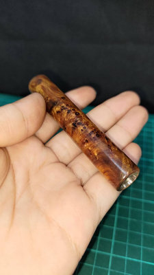 超群香業   香木藝品創作材專賣  DEH03 北越肖楠樹瘤 木製點菸器 贈USB充電線  $1200