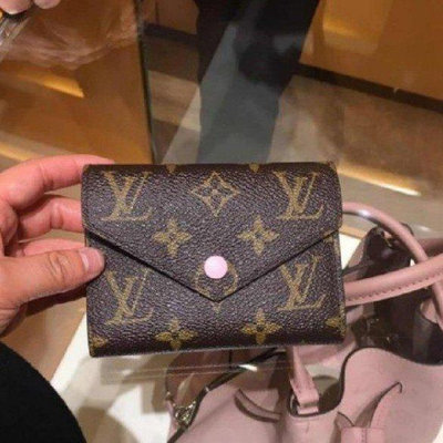 Louis Vuitton LV M62360 Victorine 粉紅 三折短夾 皮夾 錢夾