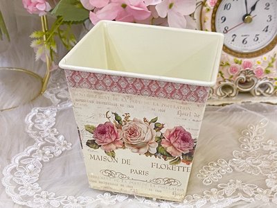 粉紅玫瑰精品屋～🌷法式巴黎玫瑰鐵藝花器 收納桶🌷