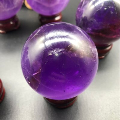 【熱賣精選】 天然烏拉圭紫水晶球擺件紫羅蘭原 石打磨顏色艷麗廠家直銷