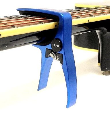 【河堤樂器】全新 AROMA AC-20 實用型 吉他移調夾(藍色) 木吉他移調夾 民謠吉他移調夾 電吉他移調夾