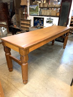 （河東堂）特殊款肖楠厚板桌，歐式風格雕刻烏心石腳，整體風格很美