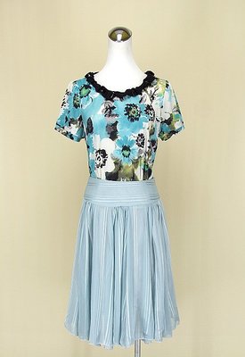貞新 Town wear 棠葳 水藍圓領短袖牛奶絲上衣M號+水藍雪紡紗圓裙L號(70493)