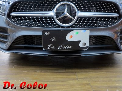 Dr. Color 玩色專業汽車包膜 M-Benz A180 高亮黑/黑carbon/火龍紅_前下巴/窗框/側裙/後視鏡
