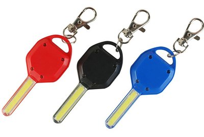 （全台瘋）鑰匙型迷你燈 鑰匙燈 鑰匙燈 COB LED 泛光 迷你手電筒 夜間開鎖 戶外LED 背包燈 台灣現貨