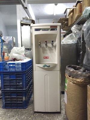 【飲水機小舖】二手飲水機 中古飲水機 冰冷熱逆滲透純水機 12