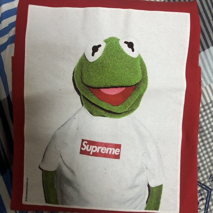 supreme kermit tee