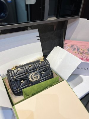 原廠皮 證書Gucci Marmont 系列的顏值擔當 絕美珍珠馬蒙包 專柜官網可掃，Gucci NO120358