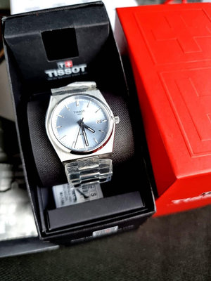 TISSOT PRX 35mm 冰藍色錶盤 銀色不鏽鋼錶帶 石英 女士手錶 T1372101135100 天梭腕錶