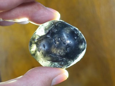 Tg 佛像珍藏 §能量礦石§ 印尼隕石 Agni Manitite火山玻璃 55.67g 火的珍珠