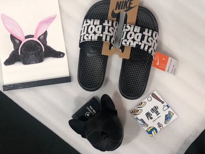 慶豐體育? NIKE BENASSI JDI PRINT just do it 拖鞋 黑 白 男 女