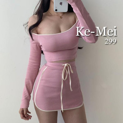 克妹Ke-Mei【AT79254】chic早春減齡少女包邊露肩上衣+短裙套裝洋裝