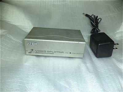 【電腦零件補給站】 ATEN宏正 VS92A 2埠 VGA 螢幕分配器 (一進二出) 附電源 沒有附VGA線材