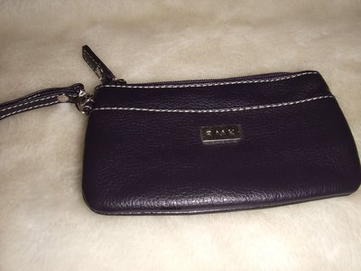 全新 RMK 紫色化妝包/手拿包