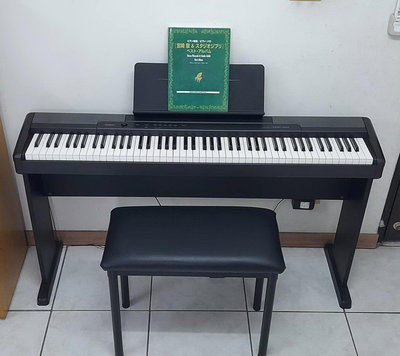 很新的日本CASIO新系統電鋼琴‧大全套配備‧標準88鍵‧便宜出售