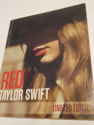 Taylor Swift 泰勒絲 -- Red Limited Edition 紅色 限量特別版 泰勒斯 泰勒史威夫特