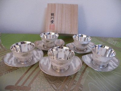 日本銀川堂　茶杯組＋茶托組　雲　・・１