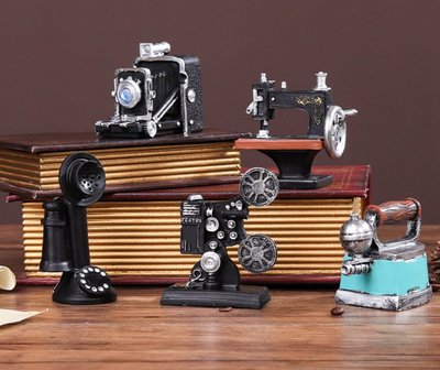 復古小物 照相機 電話 熨斗 針車 放影機 食完 昭和小物 微場景 場景 拍照道具 攝影小物 懷舊 袖珍小物