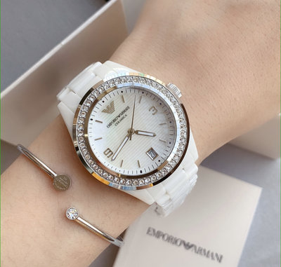 EMPORIO ARMANI 白色珍珠貝母錶盤 水鑽圈 白色陶瓷錶帶 石英 女士手錶AR1426