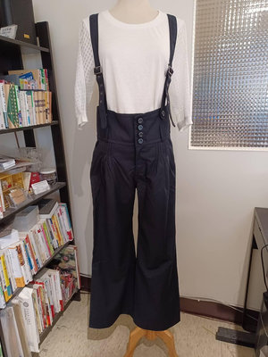 POU DOU DOU  ♥日本品牌♥ 黑色素面  高腰設計  吊帶寬褲