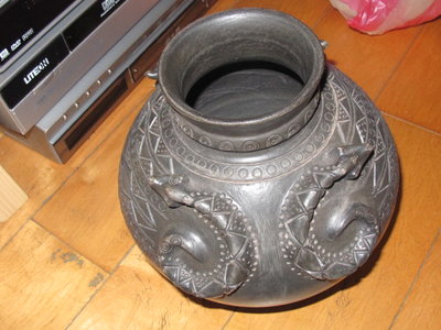 原住民族陶藝 排灣族陶罐 百步蛇紋的「公壺」