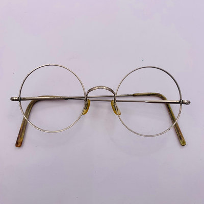 日本SPM老眼鏡 沒有鏡片 鏡框有少許銹跡 品相如圖 二手物