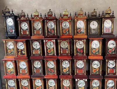 民俗老物件老舊馬頭鐘座鐘掛鐘懷舊國風機械鐘表裝飾復古密室逃脫