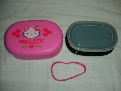 #S1.全新未用Hello Kitty凱蒂貓造型組合式保鮮置物盒!!--共有2個!(新6房樂箱3)-P