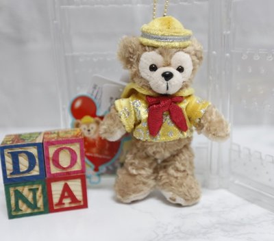 🌸Dona日貨🌸日本迪士尼海洋限定 30週年Duffy達菲熊貴氣金色衣服 珠鍊吊飾/包包掛飾(附安全別針) C39