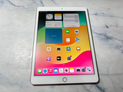 懇得機通訊 二手平板  iPad7 iPad 7 32G 金色 iPad 2019 10.2吋 7代 WiFi版 358