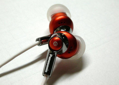 (拆封無包裝)Panasonic RP-HJE300 耳道式,內附延長線及收納袋,音質佳,高C/P值,橘紅色