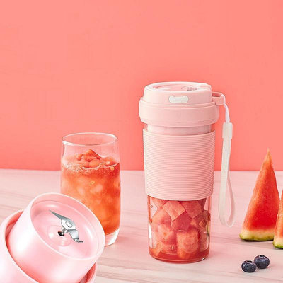 跨境亞馬遜迷你榨汁機便攜式USB充電榨汁杯 水果電動果汁攪拌杯