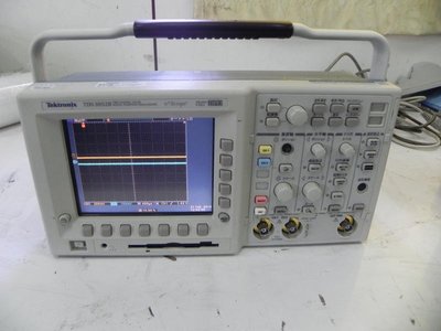 Tektronix TDS3052B 示波器 DPO Oscilloscope