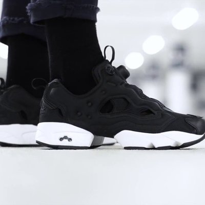 QUEST】現貨REEBOK INSTA PUMP FURY OG 黑白黑魂尼龍充氣男慢跑鞋