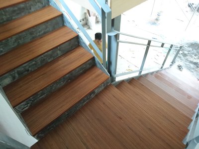 海島型超耐磨木地板  樓梯地板 高雄樓梯踏板
