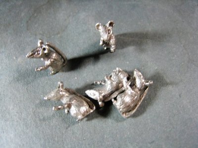 【收藏。錫製品】早期台灣錫製小飾品/老鼠/5隻一組