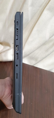 Lenovo ThinkPad T490 14吋 i7-8565U 8G/120Gm.2SSD MX250 2G獨顯 筆電 只有測試開機螢幕畫面正常進入系統 品
