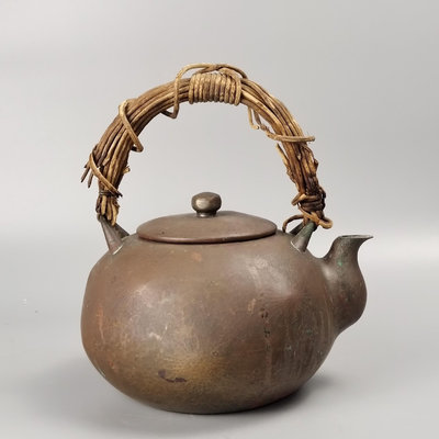 。玉川堂造口打出日本銅壺日本老銅壺。藤手，一張打
