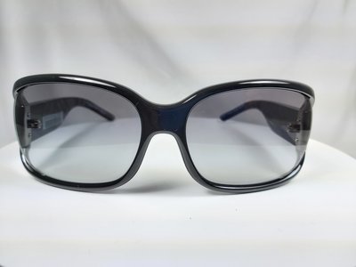 『逢甲眼鏡』BURBERRY 太陽眼鏡 全新正品 黑色膠框 漸層深藍鏡片 經典格紋鏡腳 【B4071 3164/11】