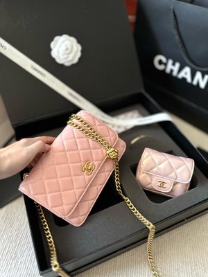 【二手包包】超值  全套【chanel山茶花發財wocmini口紅包chanel手鐲絲巾】香奈兒Chanel NO.46856