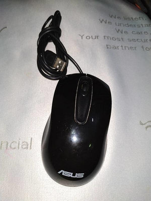 質感 耐用 Asus 華碩 MOBTUO USB 有線光學滑鼠 電競滑鼠