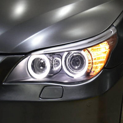適用於03-10款BMW寶馬5系E60大燈總成LED天使眼遠近高亮氙氣大燈總成