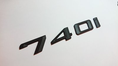 圓夢工廠 BMW 7系 G11 G12 740I 740i 後車箱改裝消光黑字貼字標 同原廠款式