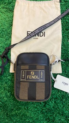 二手美品 保證正品 FENDI  Pequin-striped canvas camera bag 隨身包 側背包 相機包 背包 側包 （已售）