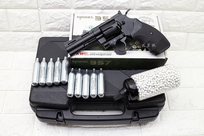 台南 武星級 KWC 4吋 左輪 手槍 CO2槍 + CO2小鋼瓶 + 奶瓶 + 槍盒 ( KC-67 轉輪短槍