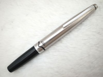 A684 寫樂 日本製 鋼蓋黑桿短鋼筆 18k-wg 細字尖鋼筆 (8成新)