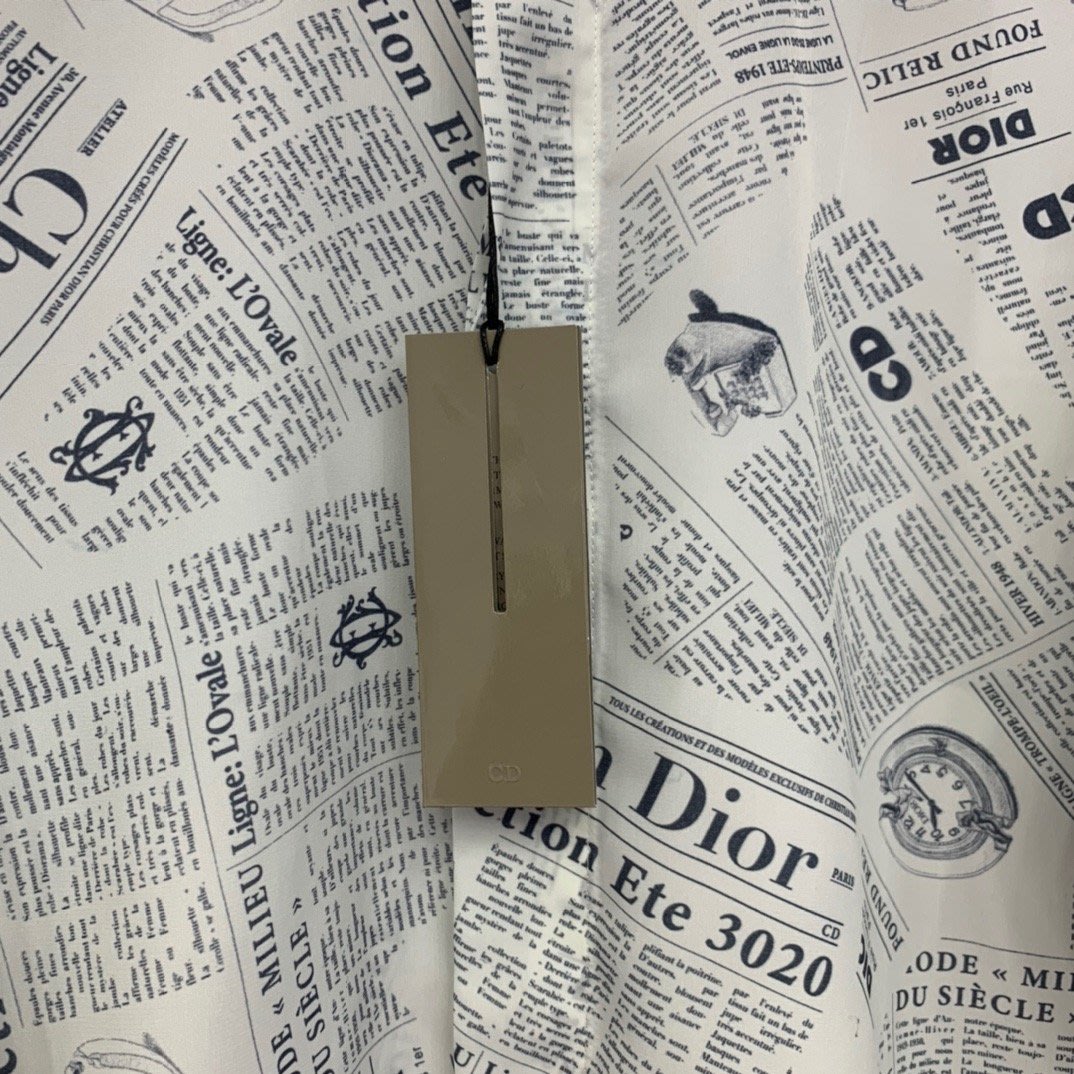 Dior and Daniel Arsham newspaper print shirt | Yahoo奇摩拍賣