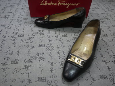 義大利製 Salvatore Ferragamo 真皮壓鱷魚紋粗跟鞋 USA 5.5D EUR 35 JPN 22.5