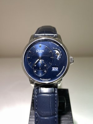【 大西門鐘錶 】格拉蘇蒂 偏心月相 藍面1-90-02-46-32-61