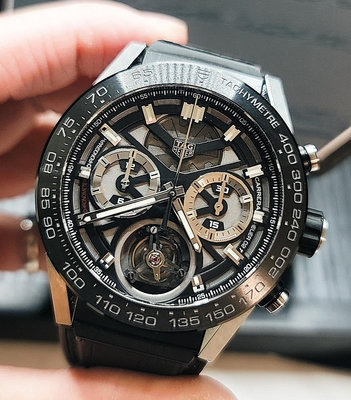 【現貨】TAG HEUER CARRERA（卡萊拉）腕錶 陀飛輪計時腕錶🔥泰格豪雅  陀飛輪計時碼錶✨️輕盈鈦金屬錶殼和陶瓷圈 + 鏤空設計+浮動式飛行陀飛輪